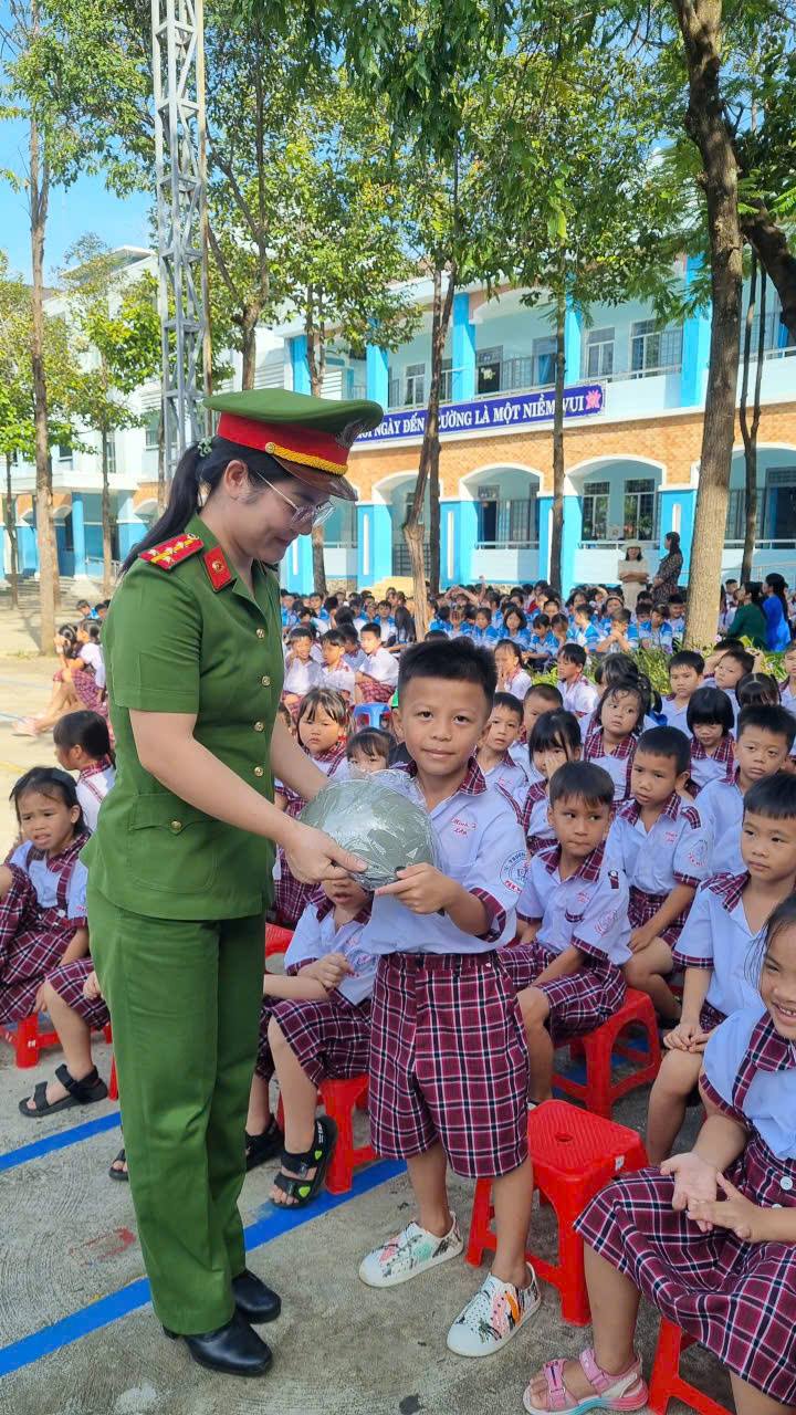 anh tin bai
